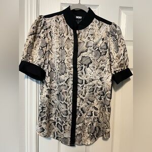 DKNY NWT Black and White Snake Print Top
